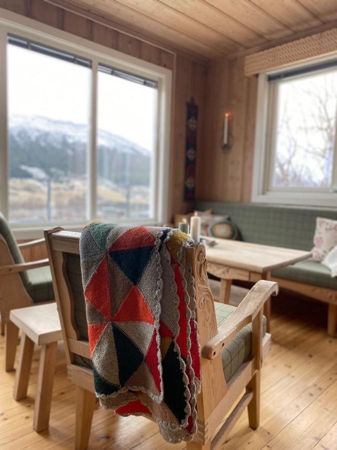 Stort Og Autentisk Hus I Skjak - Kort Vei Til Lom! المظهر الخارجي الصورة